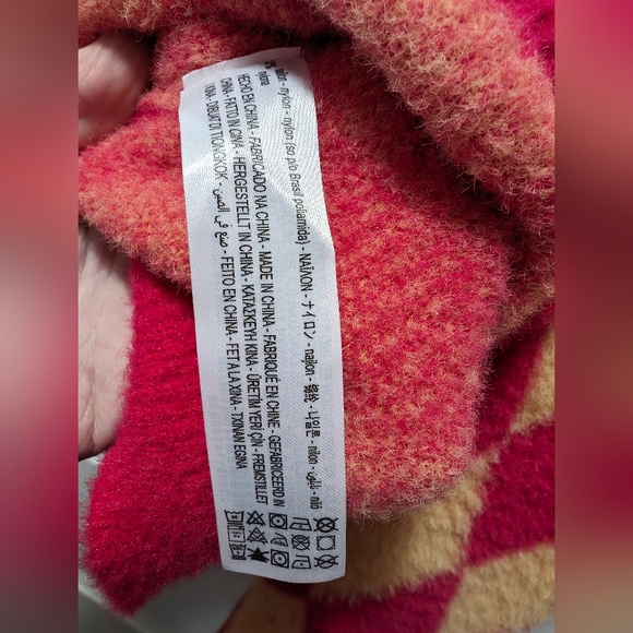 Zara Argyle Pink And Orange Sweater Size Med.  SUPER SOFT Worn Once - Picture 4 of 6